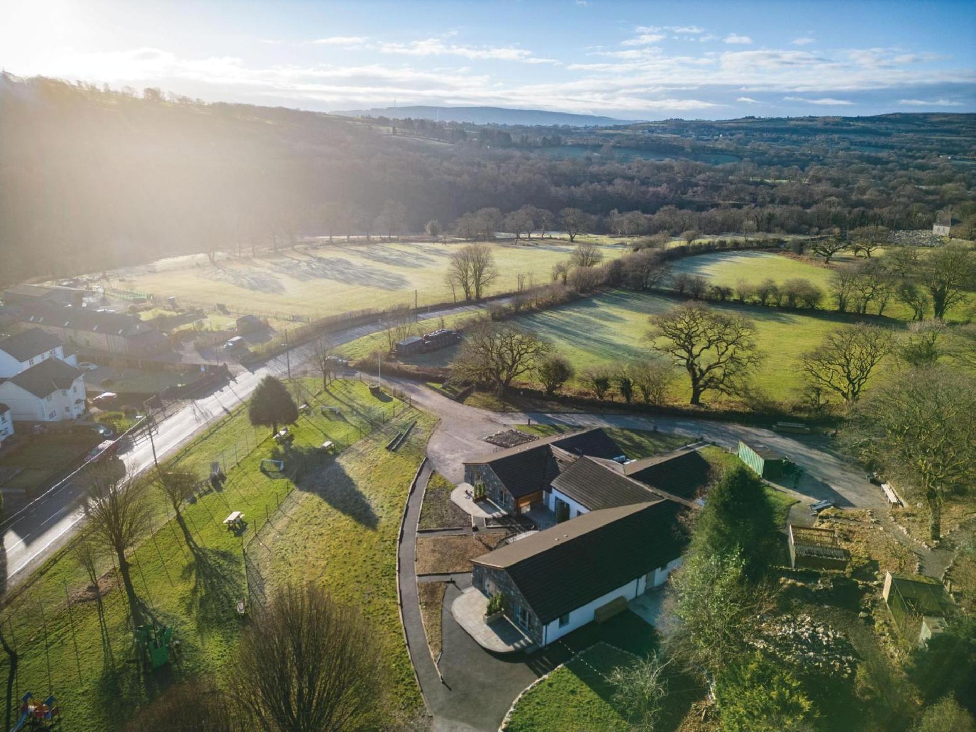 Suite 7 - Sleeping Giant Hotel - Pen Y Cae Inn Brecon Exterior foto
